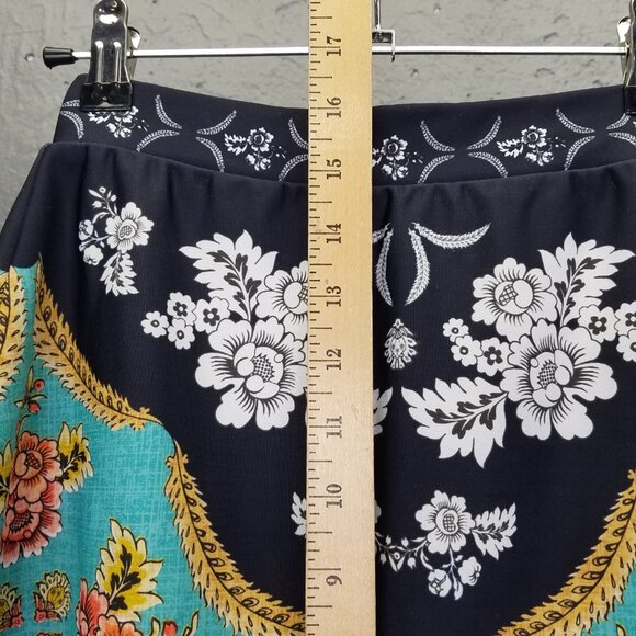 Black Milk Mini Skirt Womens XS Folk Art Floral A-Line Skater Thick Fleece Lined - Picture 11 of 12